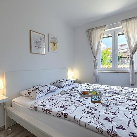 Apartment Easy Medolino Esterno foto