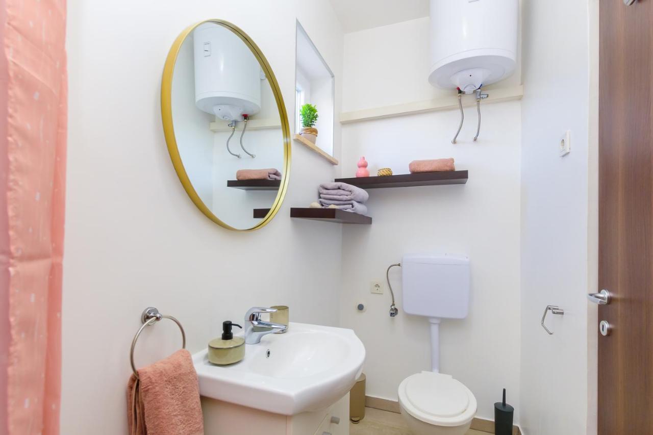 Apartment Easy Medolino Esterno foto