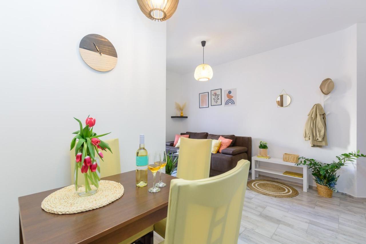 Apartment Easy Medolino Esterno foto