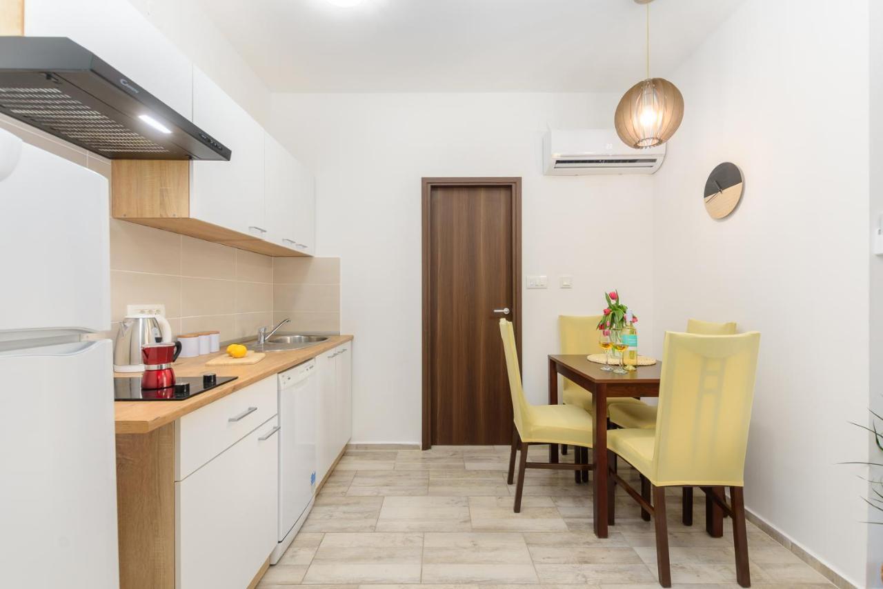 Apartment Easy Medolino Esterno foto