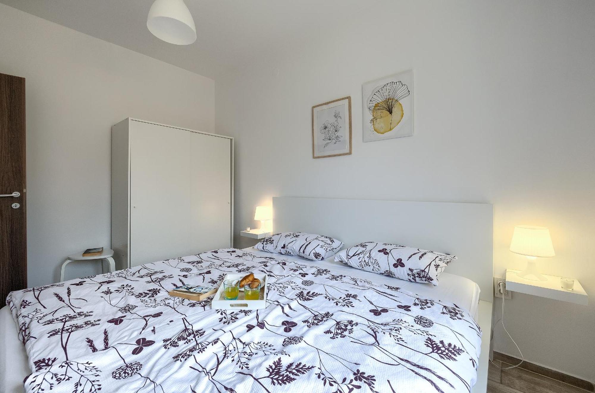 Apartment Easy Medolino Esterno foto